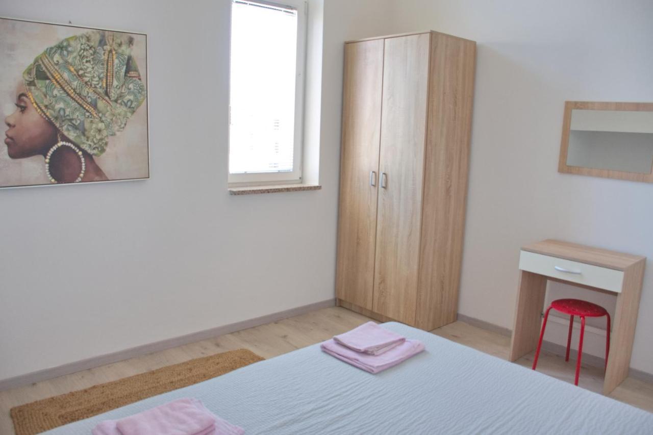 Apartments Summersong Novalja Luaran gambar
