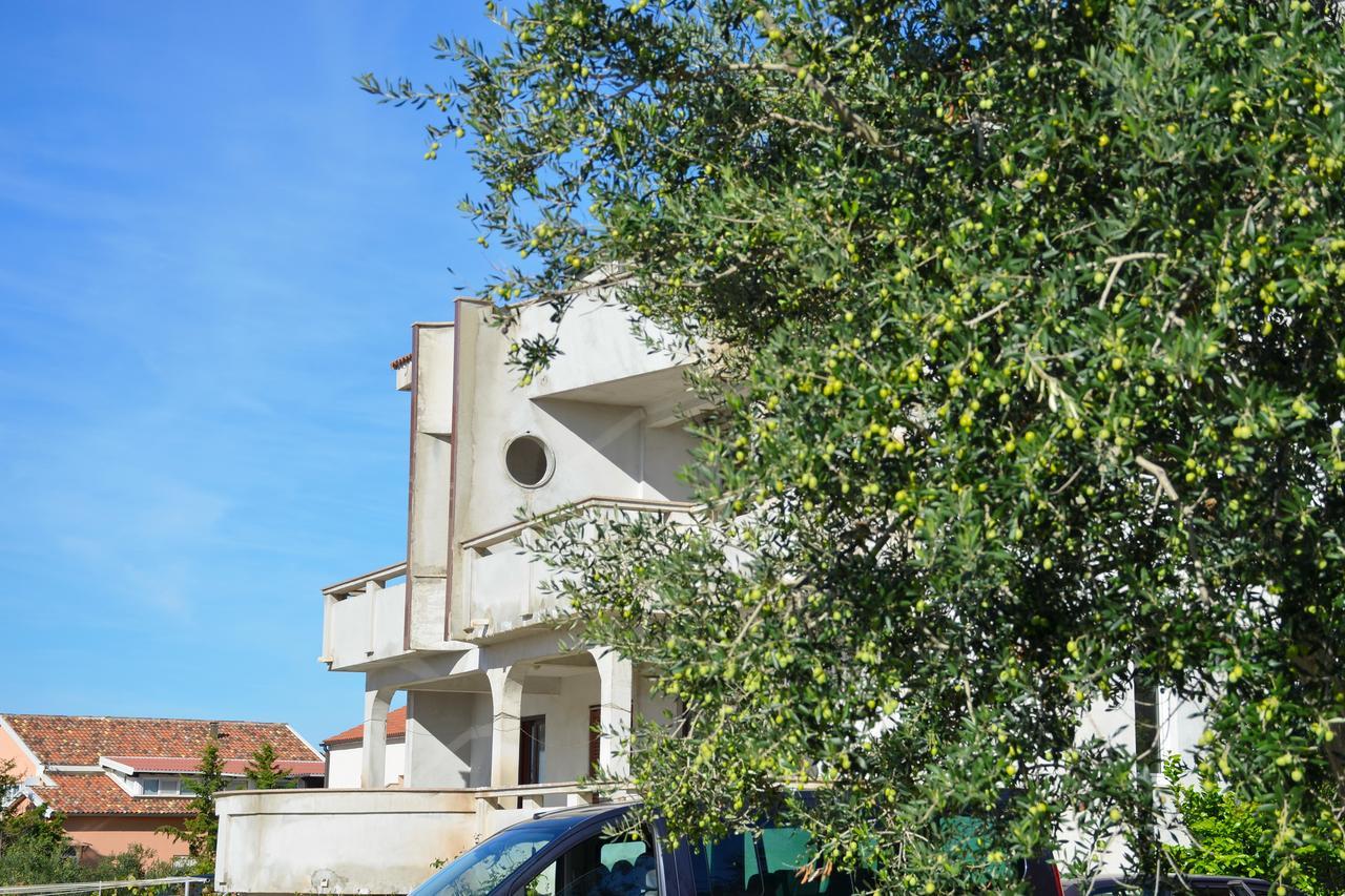 Apartments Summersong Novalja Luaran gambar