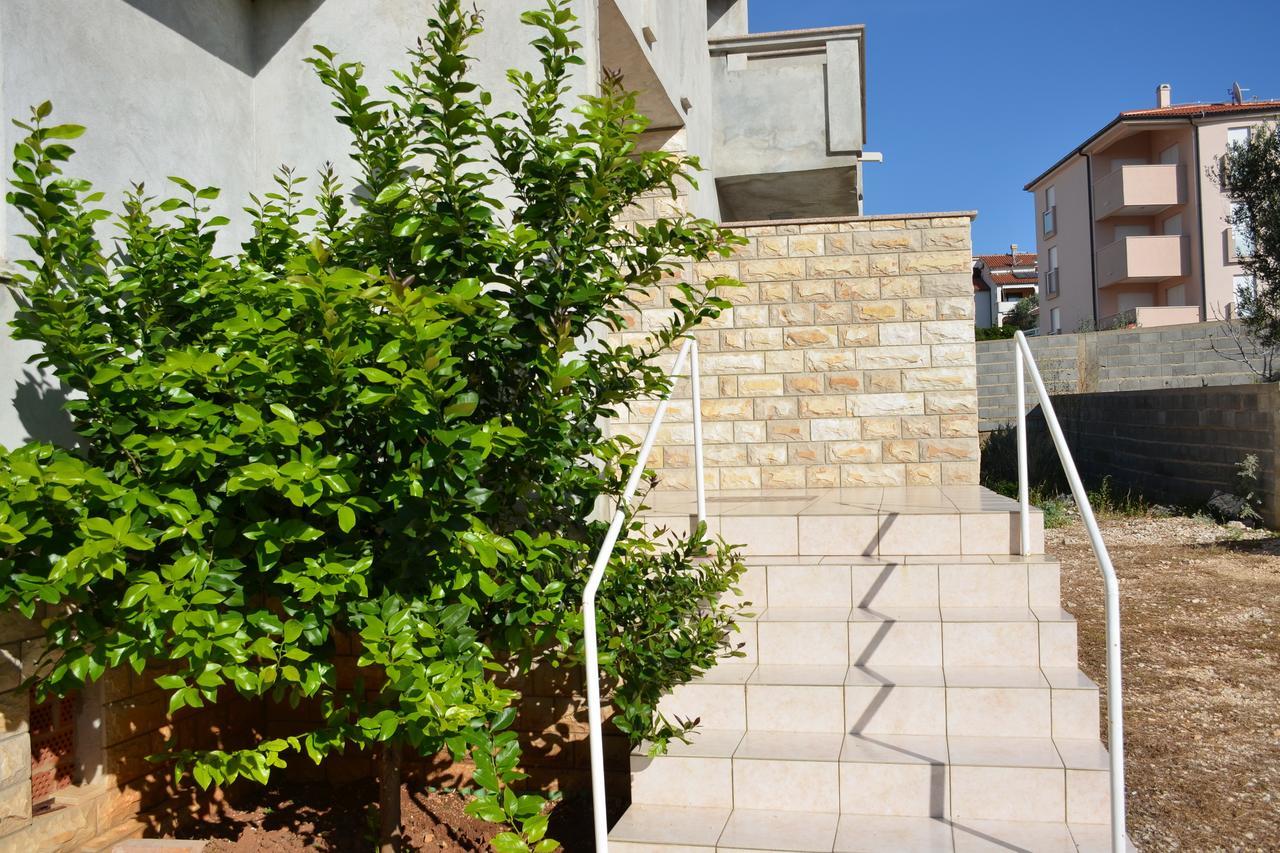 Apartments Summersong Novalja Luaran gambar